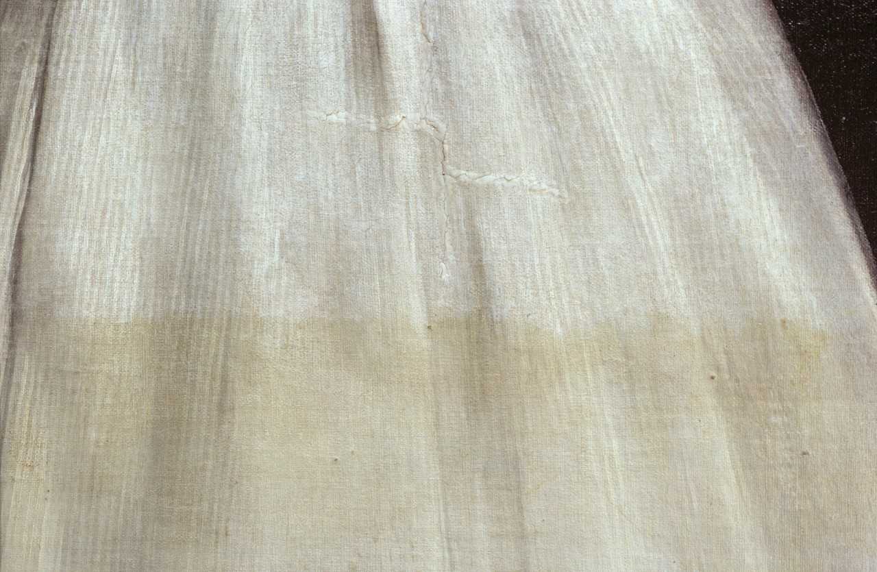 Détail de la déchirure sur le tablier de Giovanna. Photographie en lumière réfléchie © C2RMF/