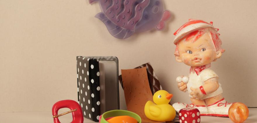 objets divers en PVC - matériauthèque du C2RMF