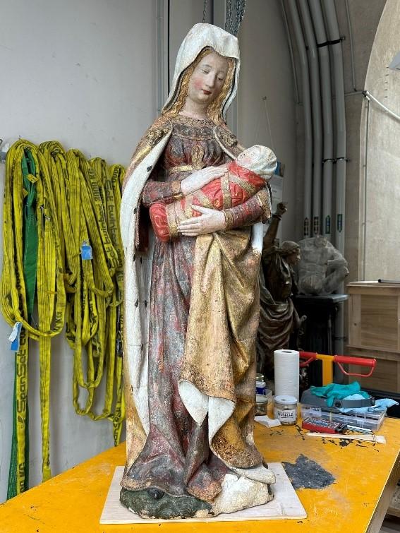 Fig 1 : La Vierge Bulliot avant la deuxième phase de restauration 
