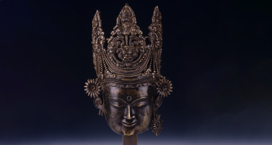 tête de Bodhisattva vue de face