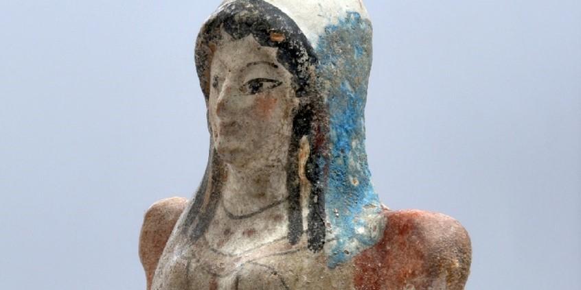 Dame trônant, Béotie, 520-500 av. J.C., Musée national archéologique d’Athènes, inv. 4528.