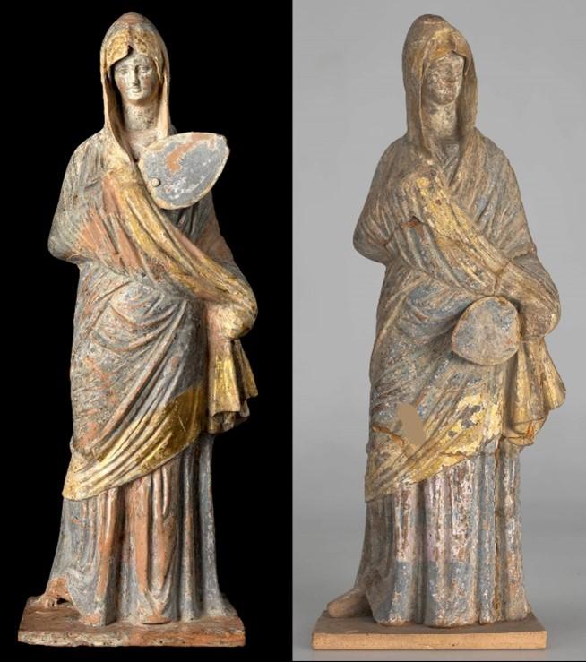 Dames en bleu du musée du Louvre ; à gauche inv. MNB 907, à droite la nouvelle acquisition inv. RFML.2024.14.1.